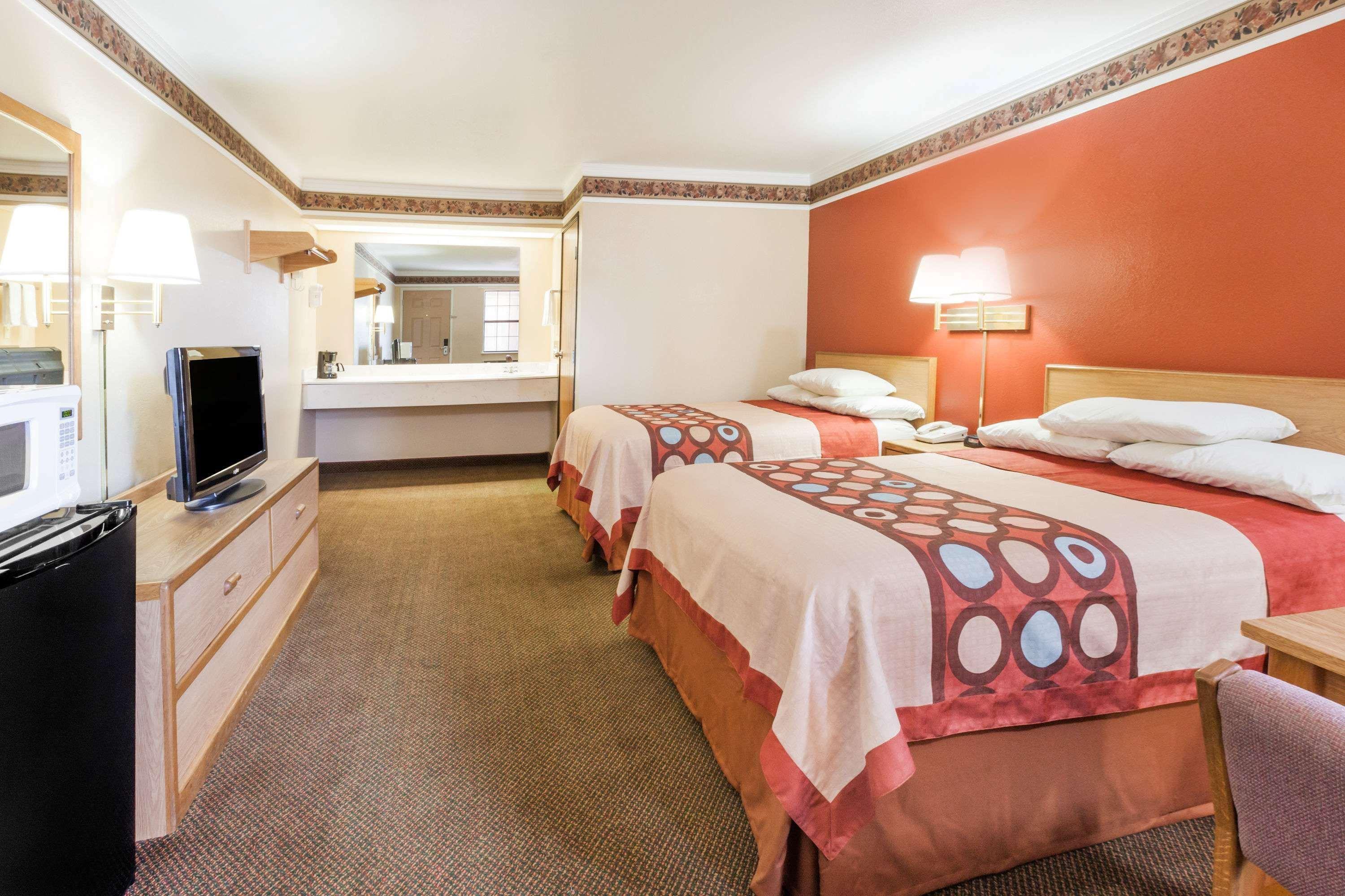 Super 8 By Wyndham Mount Vernon Exteriér fotografie